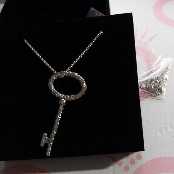 Authentic Pandora Sterling Silver *Retired * Regal Key Necklace 397676-90 -RARE - Picture 3 of 13